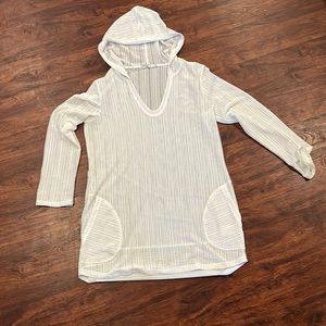 White PrAna swimsuit cover. Size Large. Never worn. Purchased last year